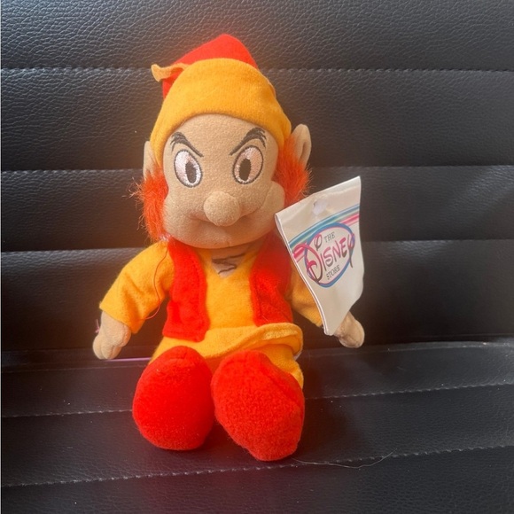 Vintage Disney Black Cauldron Plush - Picture 1 of 3